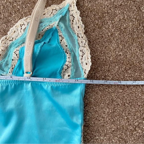 Dolce & Gabbana Lace Satin Camisole Top Underwear - Picture 13 of 16